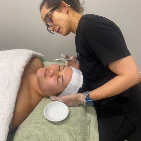 Advanced Skin Analysis Facial