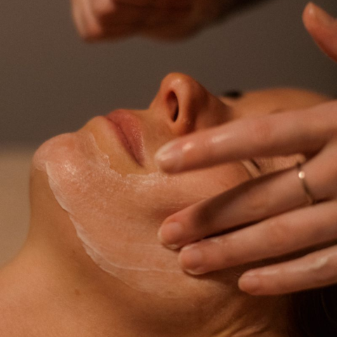 Advanced Skin Analysis Facial