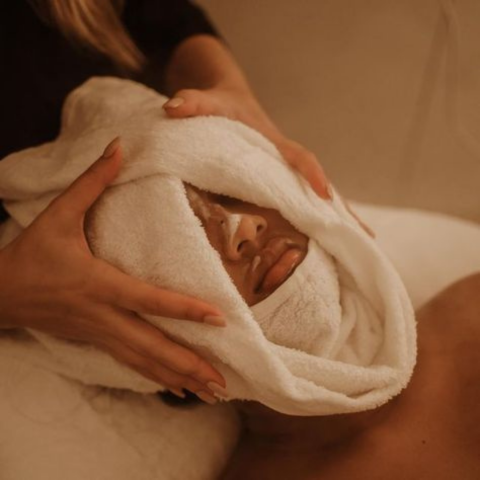 Complimentary Skin Analysis